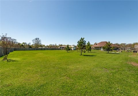 Tiny photo for 4265 Green Pastures, North Zulch, TX 77872 (MLS # 26000034)
