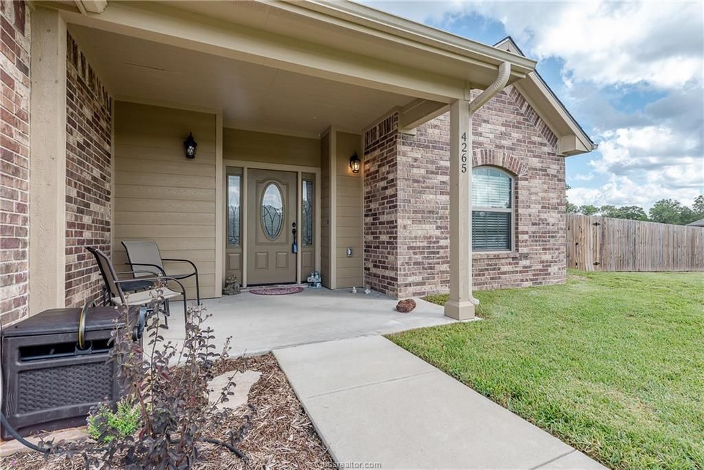 Photo of 4265 Green Pastures, North Zulch, TX 77872 (MLS # 26000034)