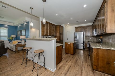 Tiny photo for 4265 Green Pastures, North Zulch, TX 77872 (MLS # 26000034)