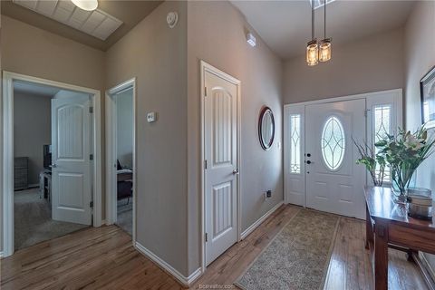 Tiny photo for 4265 Green Pastures, North Zulch, TX 77872 (MLS # 26000034)