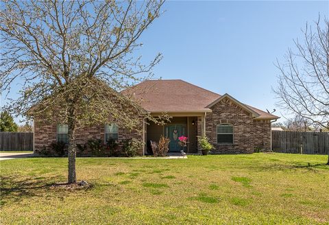 Tiny photo for 4265 Green Pastures, North Zulch, TX 77872 (MLS # 26000034)