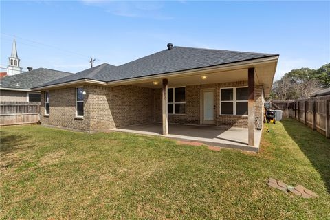 Tiny photo for 1203 Bennett Street, Bryan, TX 77802 (MLS # 26002652)