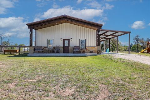 Photo of 4500 Gibbs Lane, Caldwell, TX 77836 (MLS # 26003694)