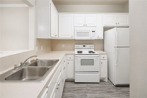 Tiny photo for 1702 Deacon Drive #101, College Station, TX 77845 (MLS # 26000008)