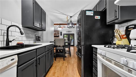 Tiny photo for 2402 Westwood Main Drive, Bryan, TX 77807 (MLS # 26009239)