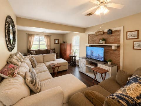 Tiny photo for 42 Golfview Drive, Hilltop Lakes, TX 77871 (MLS # 26007140)