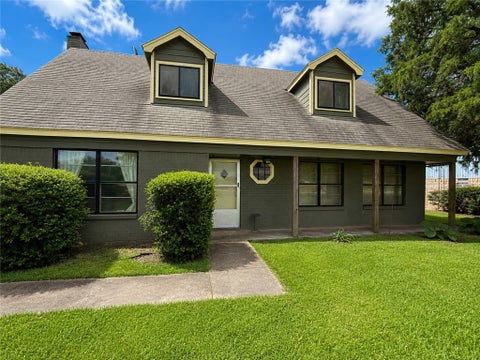 Photo of 42 Golfview Drive, Hilltop Lakes, TX 77871 (MLS # 26007140)