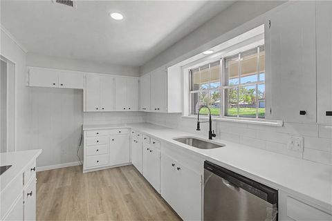 Tiny photo for 203 E Marietta Street, Madisonville, TX 77864 (MLS # 26003171)