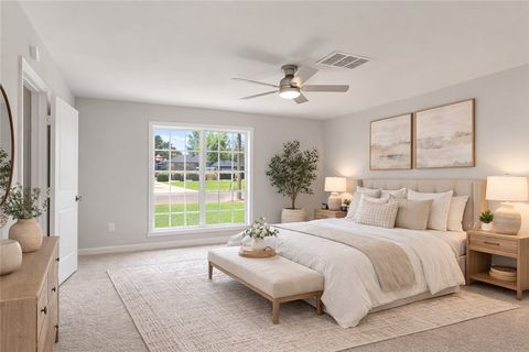 Tiny photo for 203 E Marietta Street, Madisonville, TX 77864 (MLS # 26003171)