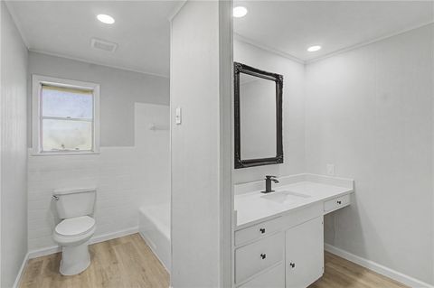 Tiny photo for 203 E Marietta Street, Madisonville, TX 77864 (MLS # 26003171)