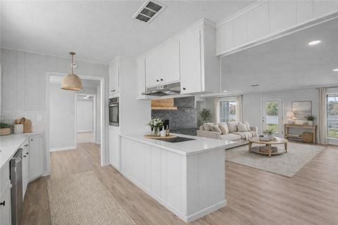 Tiny photo for 203 E Marietta Street, Madisonville, TX 77864 (MLS # 26003171)