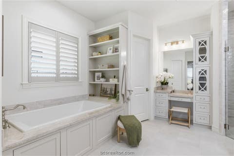 Tiny photo for 4425 Williams Lake Drive, College Station, TX 77845 (MLS # 26006768)