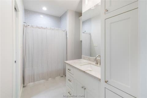 Tiny photo for 4425 Williams Lake Drive, College Station, TX 77845 (MLS # 26006768)