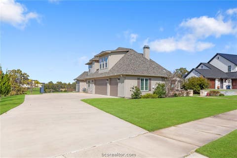 Tiny photo for 4425 Williams Lake Drive, College Station, TX 77845 (MLS # 26006768)
