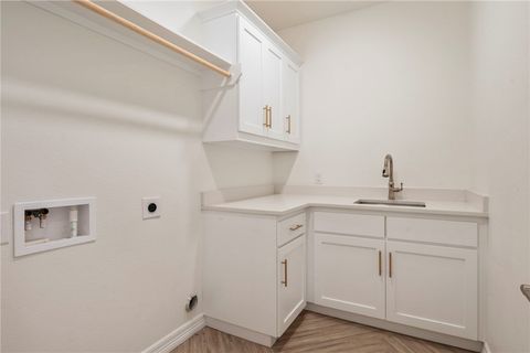 Tiny photo for 2700 Portland Avenue, College Station, TX 77845 (MLS # 26002874)