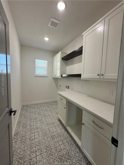 Tiny photo for 3245 Hunters Crossing Trail Trail, Bryan, TX 77808 (MLS # 26005481)