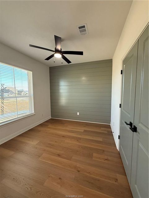 Tiny photo for 3245 Hunters Crossing Trail Trail, Bryan, TX 77808 (MLS # 26005481)