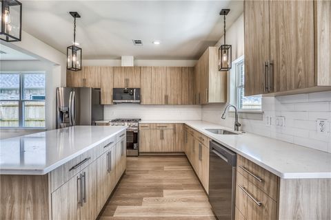 Tiny photo for 4014 Etonbury Avenue, College Station, TX 77845 (MLS # 26004128)