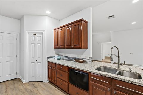 Tiny photo for 5310 Draycott Court, Bryan, TX 77802 (MLS # 26004165)