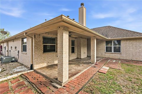 Tiny photo for 5310 Draycott Court, Bryan, TX 77802 (MLS # 26004165)
