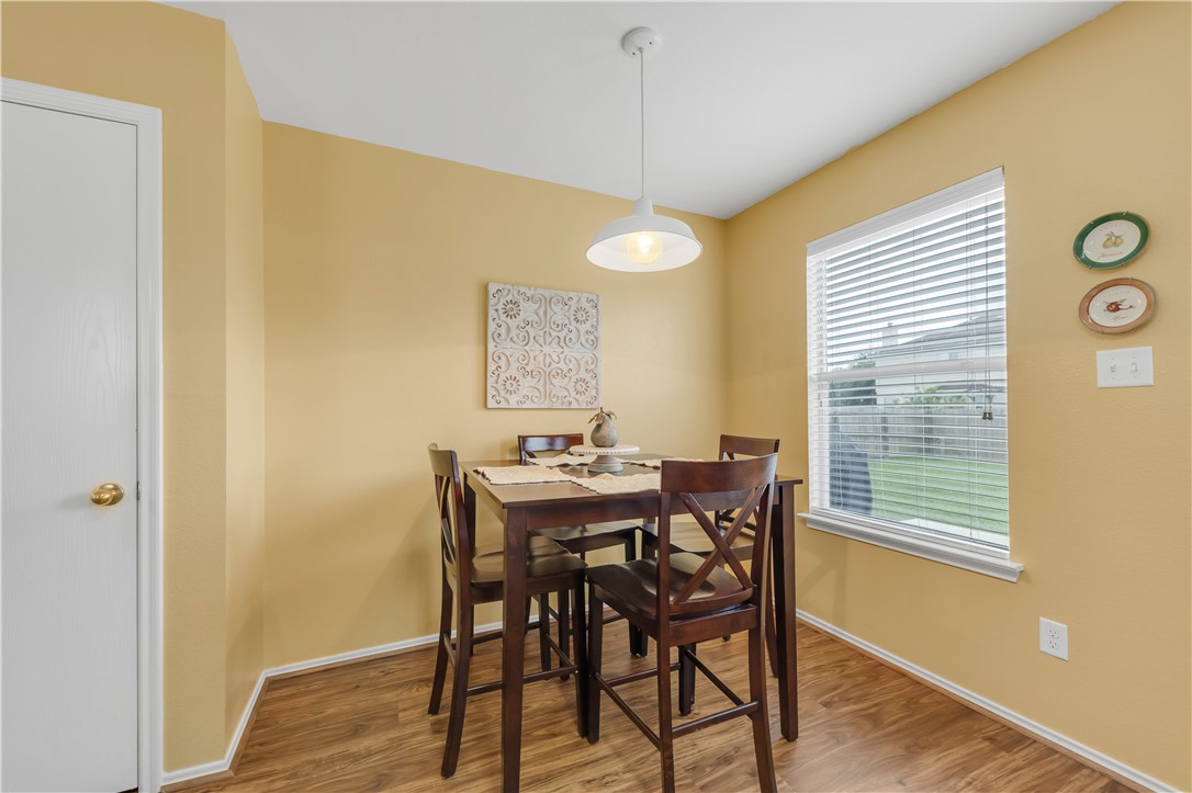 College Station, Texas 77845, United States, 3 Bedrooms Bedrooms, ,2 BathroomsBathrooms,Residential,Pending,153630