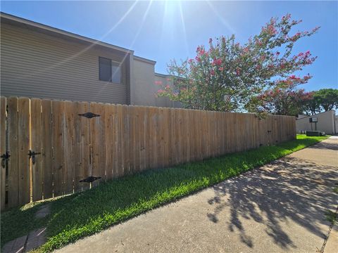 Tiny photo for 1902 Dartmouth Street #Q3, College Station, TX 77840 (MLS # 26009315)