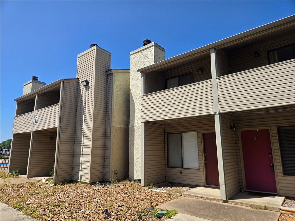 Photo of 1902 Dartmouth Street #Q3, College Station, TX 77840 (MLS # 26009315)