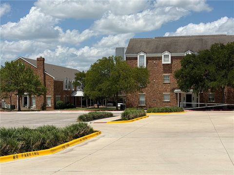 Tiny photo for 400 Nagle #302, Bryan, TX 77840 (MLS # 26008855)