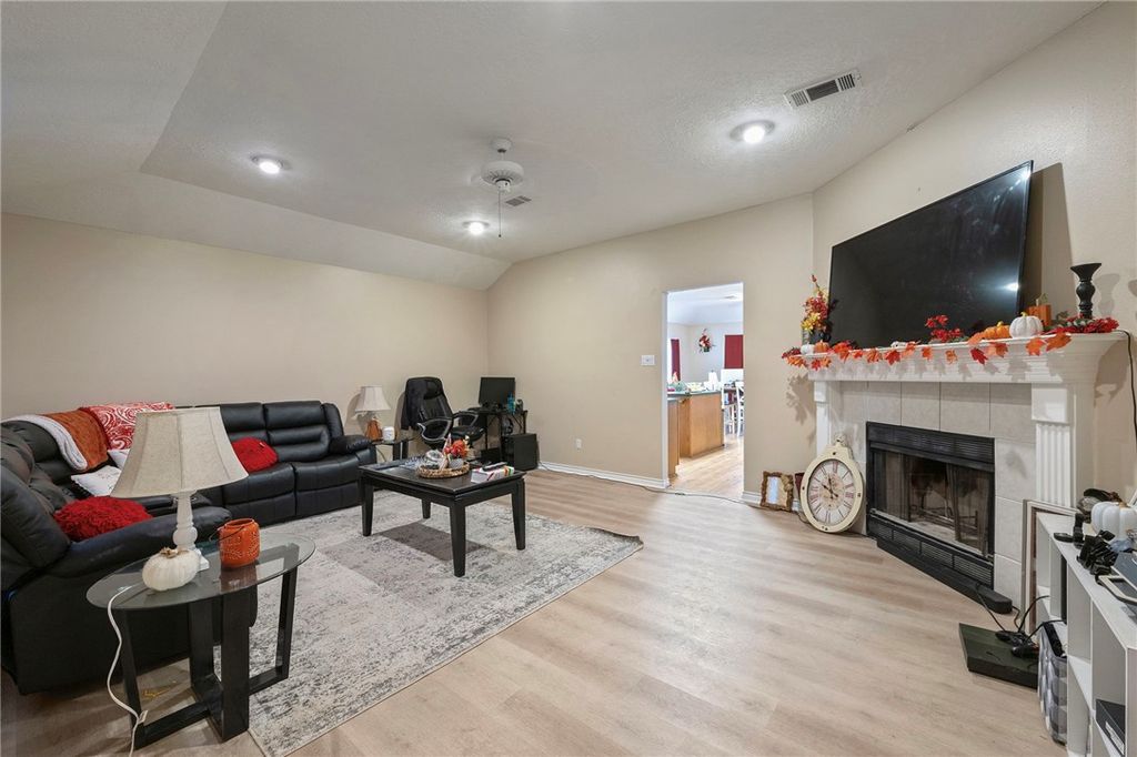 Photo of 2303 Carnation Court, College Station, TX 77840 (MLS # 25010957)