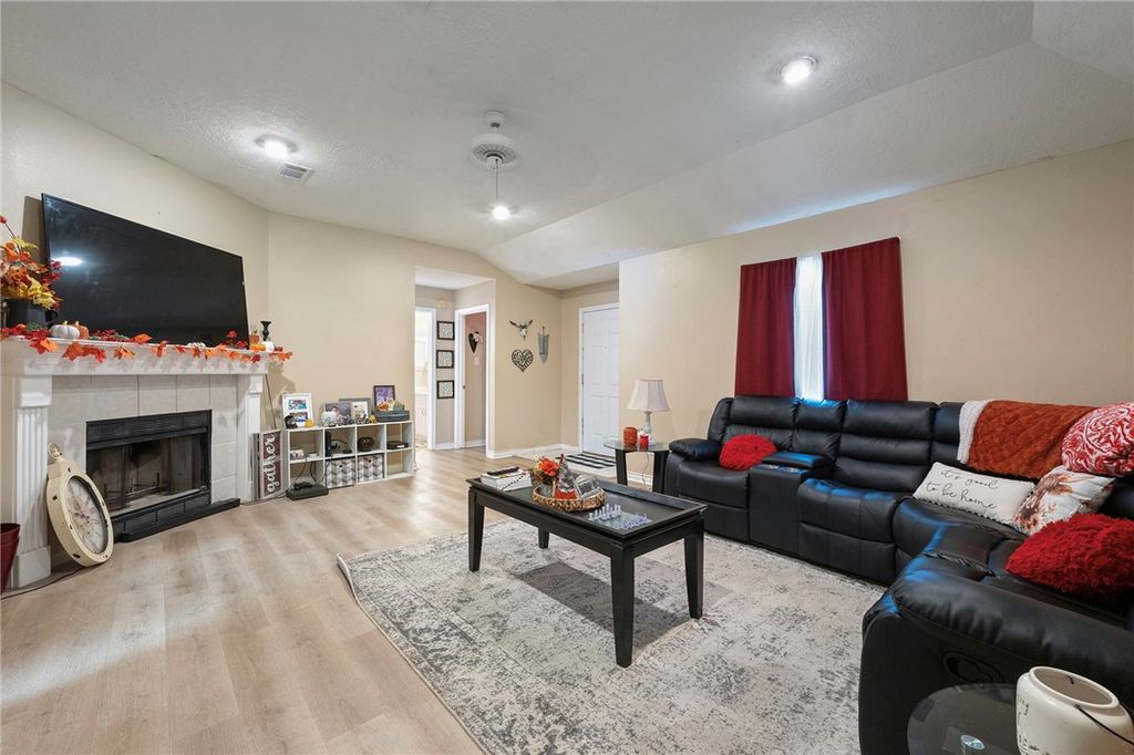 Photo of 2303 Carnation Court, College Station, TX 77840 (MLS # 25010957)