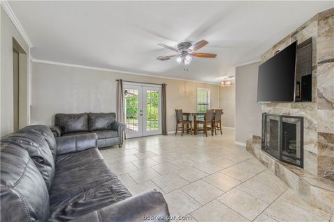 Tiny photo for 1905 Carter Creek Parkway, Bryan, TX 77802 (MLS # 26003960)