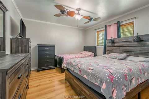 Tiny photo for 1905 Carter Creek Parkway, Bryan, TX 77802 (MLS # 26003960)