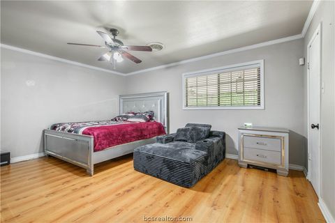 Tiny photo for 1905 Carter Creek Parkway, Bryan, TX 77802 (MLS # 26003960)