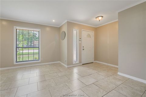 Tiny photo for 1905 Carter Creek Parkway, Bryan, TX 77802 (MLS # 26003960)