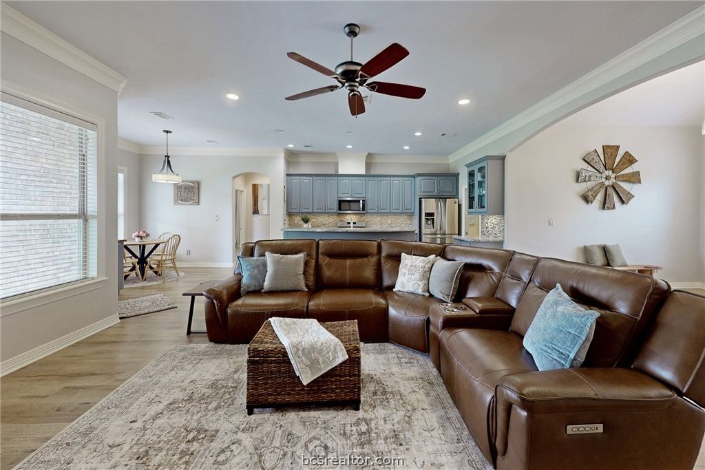 Photo of 4178 Wagonwheel Road, Bryan, TX 77808 (MLS # 26004395)