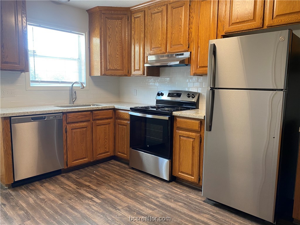 College Station, Texas 77845, United States, 3 Bedrooms Bedrooms, ,2 BathroomsBathrooms,Residential,Active,52063