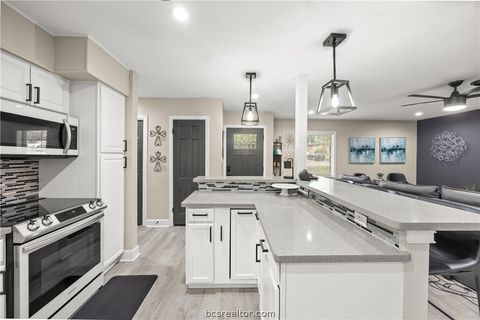 Tiny photo for 2411 Airline Drive, Brenham, TX 77833 (MLS # 26007000)