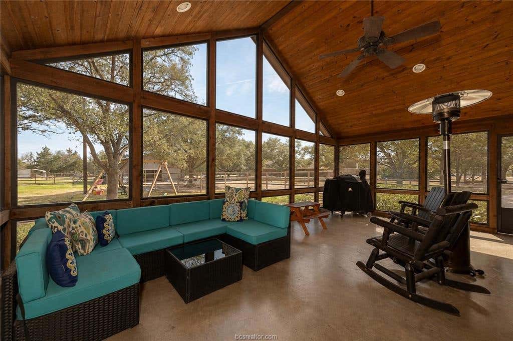 Photo of 2302 Quail Run, College Station, TX 77845 (MLS # 26010114)