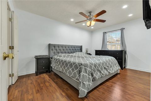 Tiny photo for 2535 Rhapsody Court, Bryan, TX 77802 (MLS # 25010930)