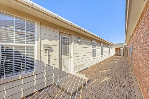 Tiny photo for 2535 Rhapsody Court, Bryan, TX 77802 (MLS # 25010930)