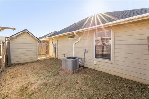 Tiny photo for 2535 Rhapsody Court, Bryan, TX 77802 (MLS # 25010930)