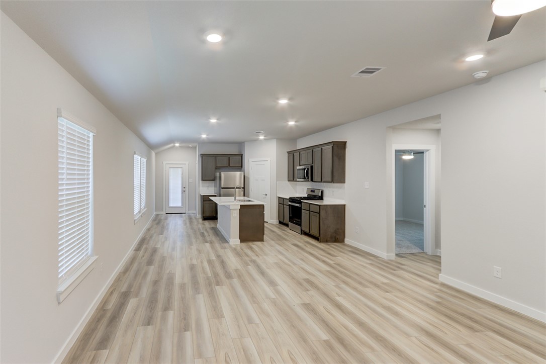 College Station, Texas 77845, United States, 3 Bedrooms Bedrooms, ,2 BathroomsBathrooms,Residential,Active,193051