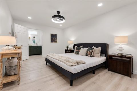 Tiny photo for 905 Westview Street, Bryan, TX 77802 (MLS # 25012415)