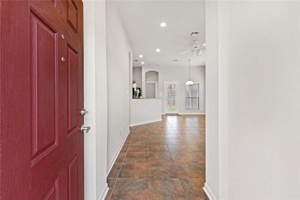 Photo of 2041 Mountain Wind Loop, Bryan, TX 77807 (MLS # 26002641)