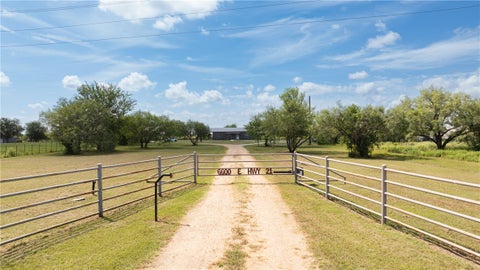 Tiny photo for 6600 State Highway 21 E, Caldwell, TX 77836 (MLS # 26008979)