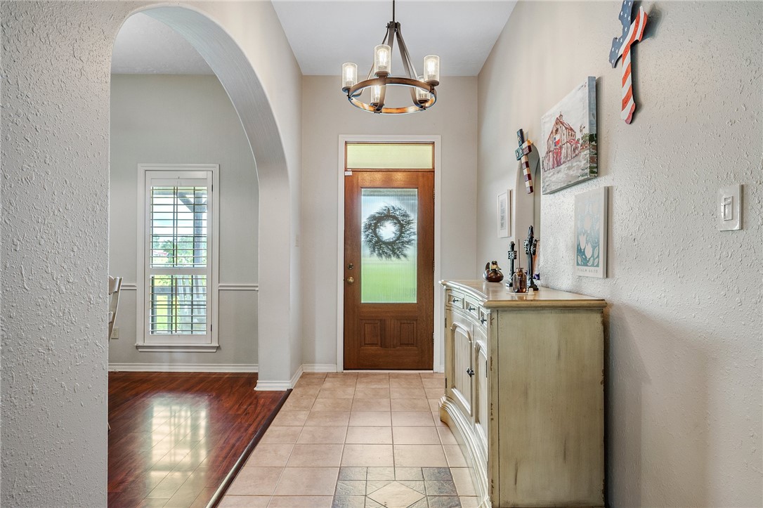 1152 McNutt Rd (+/-2.0 acres)