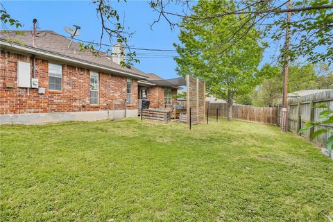 Tiny photo for 2009 Cobblestone Lane, Bryan, TX 77807 (MLS # 26005357)