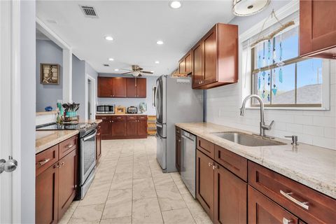 Tiny photo for 2009 Cobblestone Lane, Bryan, TX 77807 (MLS # 26005357)