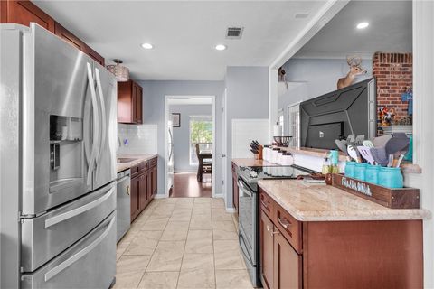 Tiny photo for 2009 Cobblestone Lane, Bryan, TX 77807 (MLS # 26005357)
