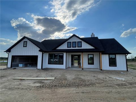 Tiny photo for 102 Pueblo Drive, Caldwell, TX 77836 (MLS # 26002114)